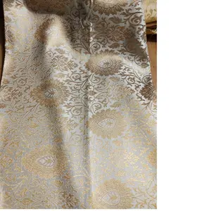 اقمشة من الحرير المنسوج يدويًا حسب الطلب بألوان الباستيل الجميلة مناسبة لصنع الجاكيت الرجالي و الملابس النسائية