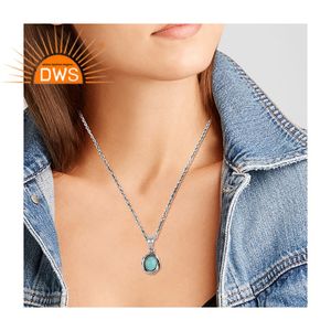 Collar con colgante de plata de ley 925 oxidada con turquesa de Arizona, diseño de tesoro envuelto - Product Image 3