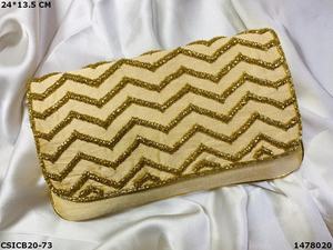 Pochette en soie brodée à la main de créateur avec perles Sacs de soirée élégants pour la mariée - Product Image 3