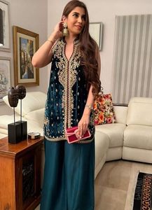 Qiao — nouvelle broderie de perles de verre de cristal, tabka, fonctionne sur un KAMEEZ élégante sans manches, robe portefeuille pour vêtements de fête et mariage @ 2022 - Product Image 2