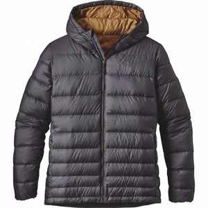 Unisex Solid Black Shiny Lightweight Eco-Friendly Puffer <b>Jackets</b> <b>Slim</b> <b>Fitting</b> for Autumn and Winter Customize Logos - Product Image 6
