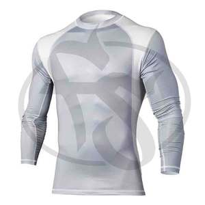 Chemises RashGuard personnalisées 2024 sublimées pour hommes Vêtements de garde premium - Product Image 4