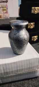 Recuerdo de urna de cremación de aluminio, suministros funerarios, Brassworld, India, color púrpura, nuevo aspecto - Product Image 6