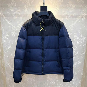 Nueva chaqueta acolchada brillante de alta calidad personalizada, chaqueta de invierno cálida con relleno de plumón, impermeable, negra, para unisex. - Product Image 3