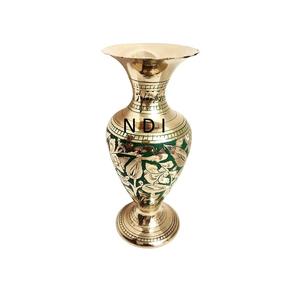 Jarrones de Flores Modernos con Forma Personalizada, Impresión Fascinante y Acabado Dorado para Esquinas Organizadas y Decorativas - Product Image 1