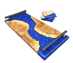Plateau de service élégant en résine époxy et bois, personnalisé et luxueux, fait à la main, avec poignée en métal Plateau de service décoratif - Product Image 1
