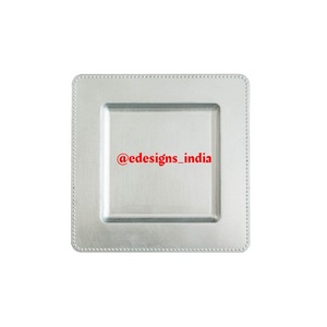 Métal de forme carrée fait main du fournisseur indien pour assiette de chargeur Plateau de service design le plus vendu écologique et fantaisie - Product Image 1