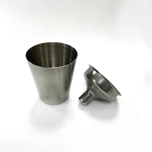 Embudo de Acero Inoxidable de Boca Ancha con Logotipo Personalizado para Embotellado y Uso en la Cocina - Product Image 4