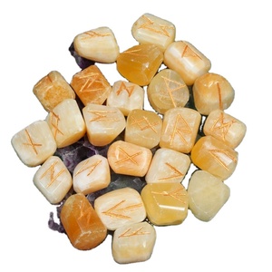 Juego de piedras Runas de cuarzo dorado, venta al por mayor - Product Image 1