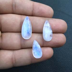 Alta calidad 3 piezas Arco Iris Natural piedra lunar suave forma de pera cabujones de piedras preciosas sueltas blanco para la fabricación de joyas hechas a mano - Product Image 2