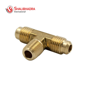 Technique de coulée du fabricant de raccord de tuyau mâle en T en laiton pur haute pression de nouvelle conception - Product Image 1