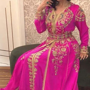 Cuentas de NEW--STYLISH--CRYSTAL, piedra de vidrio, RESHAM EMBROIDERY--ON-BEAUTIFUL-CAFTAN--DRESS---FOR--PARTY--WEAR y boda @ 2021 - Product Image 1
