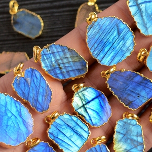 Collier Acrylique en Argent avec Pendentif Croissant de Lune en Labradorite Bougeoir Électrolytique Charme Usage quotidien Occasions Spéciales - Product Image 6