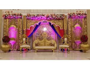 ชุดโซฟาสำหรับงานเลี้ยงต้อนรับชาวมุสลิม ดีไซน์หรูหรา ราคาไม่แพง ชุดโซฟาสำหรับงานแต่งงานสีทอง ชุดโซฟาไม้สำหรับงานแต่งงานสุดหรู แคนาดา - Product Image 1