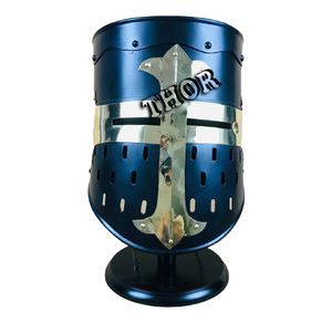 Casco de armadura de caballero, protector de la armadura de los caballeros templarios medievales, armadura espartana romana griega, casco antiguo de oro negro - Product Image 1