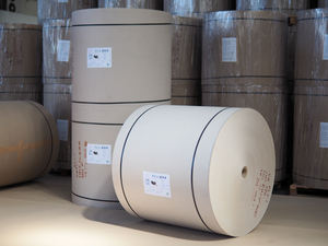 Couleur grise en carton à puce 50 pièces, emballage en rouleau Jumbo pour la fabrication de tubes en papier, des boîtes en papier - Product Image 6