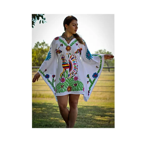 Großhandel Frühling Herbst Pfau bestickt Schmetterling Ärmel Kaftan Kleid Damen bekleidung Summer Beach Holidays Boho Cover Up Tunika