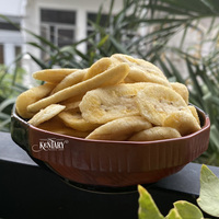 Chips de banane croustillantes sans sucre en vrac, tranches de 0,9 mm, sucrées, saines, sans OGM, fabriquées au Vietnam, vente en gros