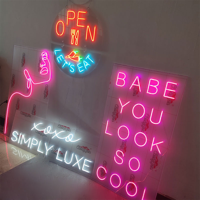 Porno shifokor etuk ayollar Hammomdagi qizlarning shaxsiy fotosurati