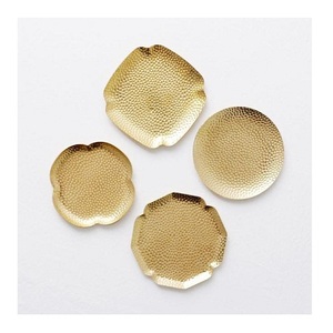 Posavasos Redondo de Color Dorado de Último Diseño, Tamaño Personalizado, con Posavasos de Metal de Primera Calidad en Venta - Product Image 2