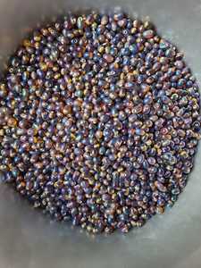 Venta al por mayor hecho a mano DIY color rojo cuadrado en forma de arco iris brillante acabado cuentas de vidrio - Product Image 4