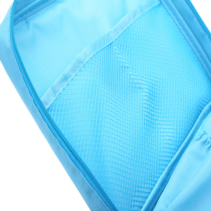 Estuche de maquillaje cosmético de viaje plegable portátil Bolsillo de malla de tela Oxford Cierre de cremallera conveniente Manija de gancho colgante - Product Image 5