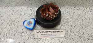 Urna funeraria de aluminio con forma de corazón y mariposa, suministros funerarios, BRASSWORLD, INDIA - Product Image 6