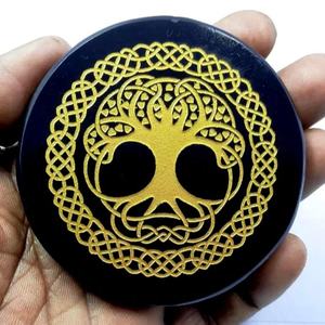 Sous-verre rond en tourmaline noire de guérison de haute qualité avec symbole arbre de vie cristal poli pour la protection et la décoration de l'amour - Product Image 1