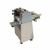 Machine à mouler industrielle de 1 à 20 mm d'épaisseur pour boulangerie, pain, baguette, hamburger, pain de mie avec bande transporteuse à vendre