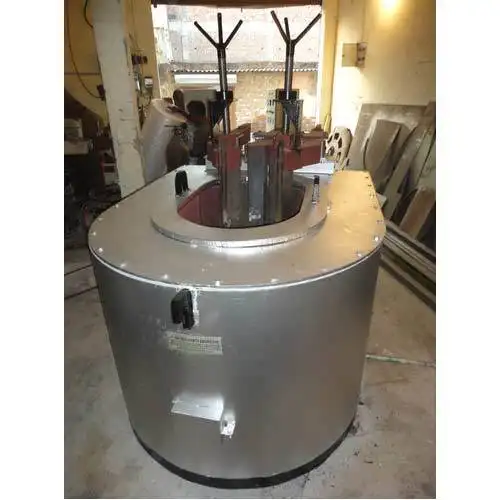 أفران حمامات ملح 300 كيلو جرام للمعالجة الحرارية للصلب أو المعادن الخفيفة مع توفر التكنولوجيا المتقدمة بأسعار معقولة