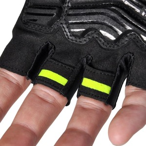 Gants de cyclisme avec logo personnalisé les plus tendances Gants de sport à motif imprimé de marque privée de haute qualité à bas prix Offre Spéciale votre propre style - Product Image 6