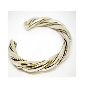 2024 Washington Customized Wedding Brass Cuffs Black Friday Sale Round 3mm <b>Engraved</b> Metal Texture Wire Cuff Simple Design - Product Image 6