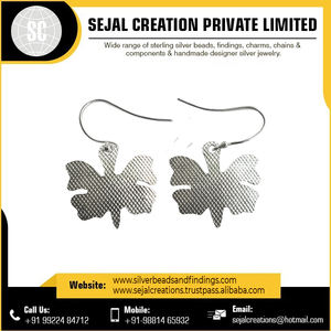 Vente en gros de boucles d'oreilles en or de Dubaï en argent 925 plaqué or 24 carats style mignon avec perle pierre principale exportateur en gros - Product Image 3