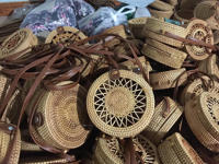 Penjualan Panas Galaximex Tas Tangan Bulat Anyaman Rotan Buatan Tangan dengan Kulit Warna Alami Desain Kustom 20x7cm untuk Wanita Grosir
