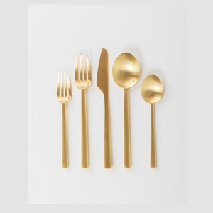Lot De 5 Couverts En Laiton Or Et Noir Pour La Maison Ustensiles De Cuisine Cuillère Fourchette Et Couteau Aux Prix De Gros - Product Image 5