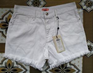 Lots de vêtements de marque en surplus : Shorts en jean pour femmes, Hot Pants, avec fermeture éclair et multiples poches – Stock du Bangladesh - Product Image 1