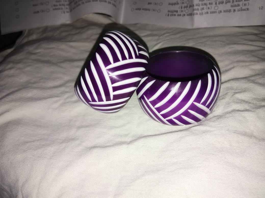 สีม่วง &amp; สีขาว