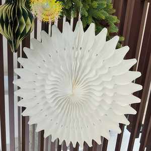 Suministros para Bodas, Decoraciones, Papel de Seda, 26 Pulgadas de Alto, CE-2P078 - Product Image 2