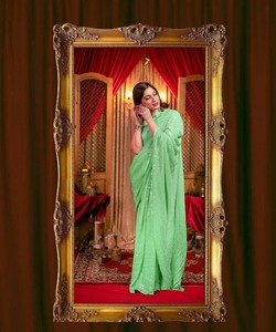 Nouveau attrayant Look riche fête porter lourd broderie Net Saree avec chemisier pièce femmes indiennes porter bas prix en gros Surat ApparelGarment - Product Image 2