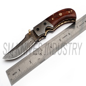 Couteau pliant artisanal en acier Damas avec étui en cuir (smk1244) - Product Image 5