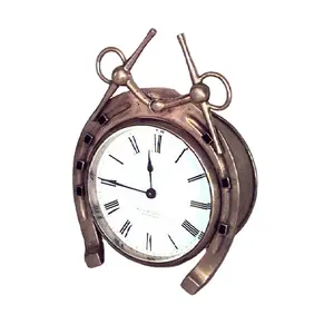 Reloj de mesa de latón victoriano