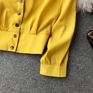 เสื้อเบลาส์คอวีของผู้หญิง,เสื้อทรงสลิมมีกระดุมแนวเซ็กซี่ใหม่ฤดูใบไม้ผลิฤดูร้อน - Product Image 4