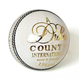 County International :"A" Balle de cricket tannée à l'alun 51/2oz rouge, blanc, rose ou orange - Product Image 1