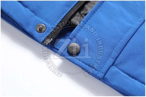 Veste Softshell Homme Hiver Écologique Légère Coupe-Vent Imperméable à Capuche Neuve en Tissu Canvas pour Activités de Plein Air - Product Image 5