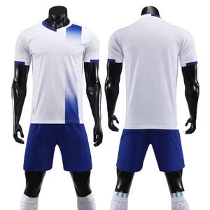 Camiseta de Fútbol Personalizada de Secado Rápido, Anti-UV, Transpirable, 100% Poliéster, Servicio OEM, Venta al por Mayor, Manga Corta, Números y Nombres Personalizados - Product Image 1