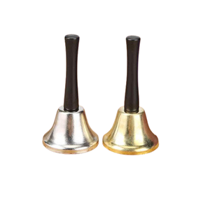 Juego de 2 Campanas de Mano Personalizadas en Latón, Color Plata y Dorado, con Mangos de Madera - Product Image 4