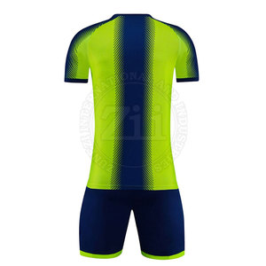 Service OEM, uniforme de football personnalisable, best-seller, 100% polyester, léger, confortable, toutes les tailles disponibles - Product Image 2