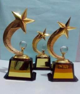 Trofeo hecho en la India, moderno y clásico, personalizado, único, elegante, de Metal, diseño personalizado, vintage, hecho a mano - Product Image 5