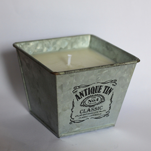 Bougie parfumée en cire de soja Caro gris clair, décoration d'intérieur de luxe personnalisée - Product Image 1