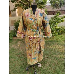 Albornoz de estilo Kantha de algodón indio hecho a mano para mujer, vestido largo amarillo con estampado de pájaros, talla XL, bata lavable al por mayor de invierno - Product Image 5